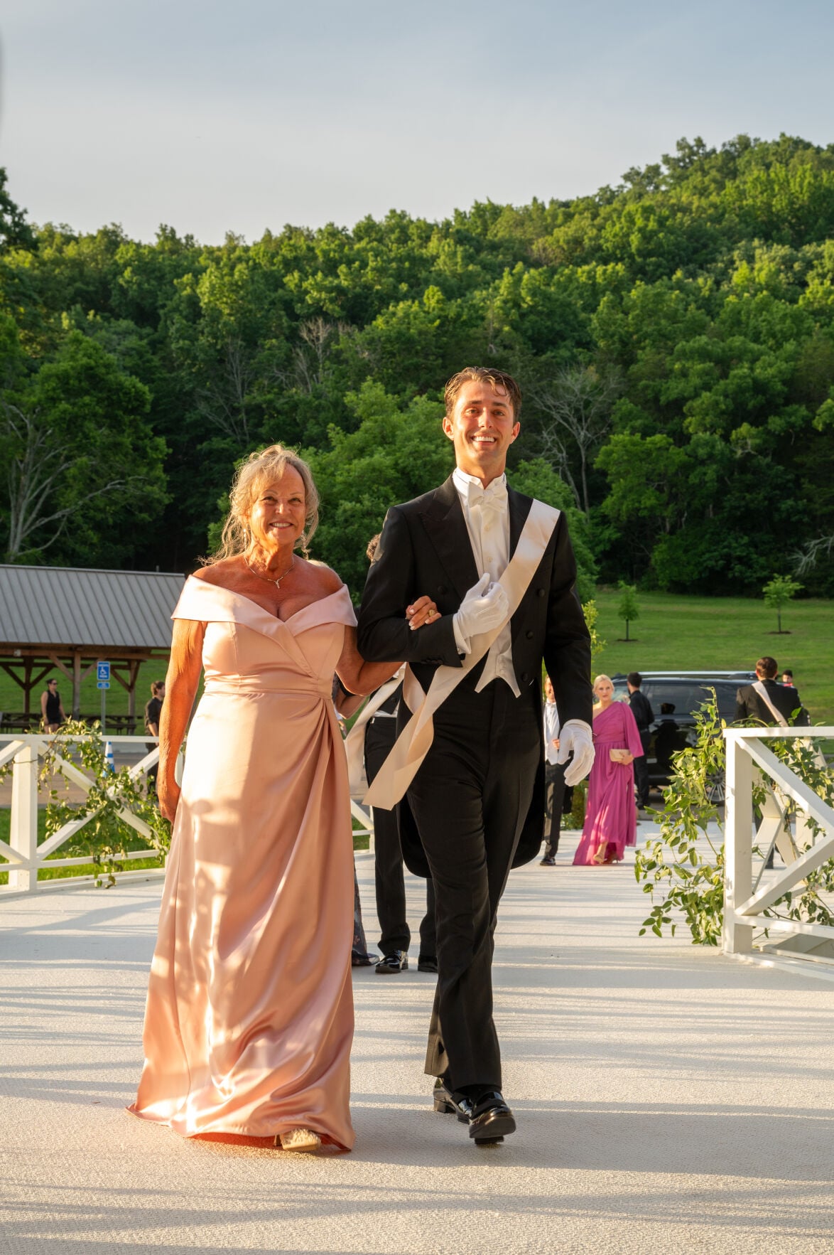 SwanBall26-4781.jpg