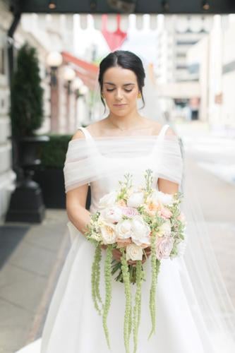 Bringaze-Young-Wedding-Bride-and-Groom-5.jpg