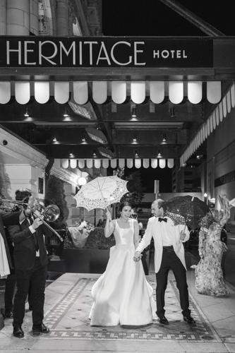 Bringaze-Young-Wedding-Reception-263.jpg