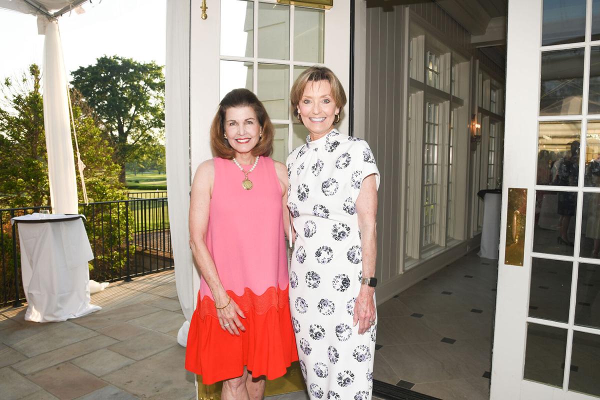 5.18.2023.SwanBallAuctionParty.Angelina-1862.jpg