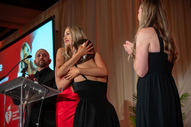 HeartGala-9038.jpg