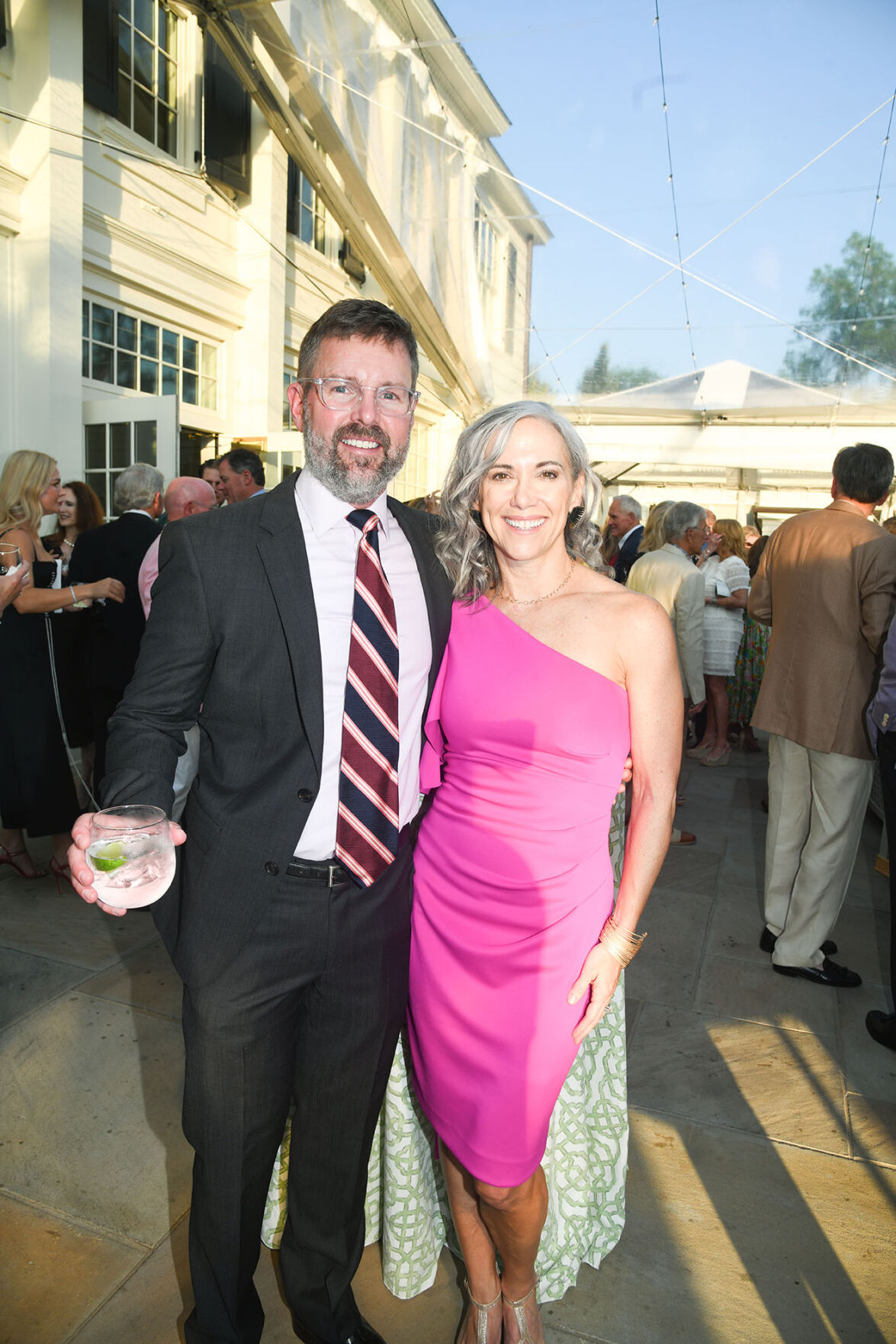 5.18.2023.SwanBallAuctionParty.Angelina-1867.jpg