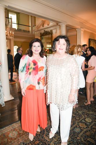 5.18.2023.SwanBallAuctionParty.Angelina-1881.jpg