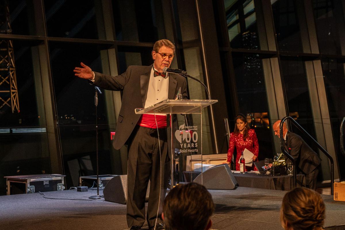 HeartGala-8164.jpg