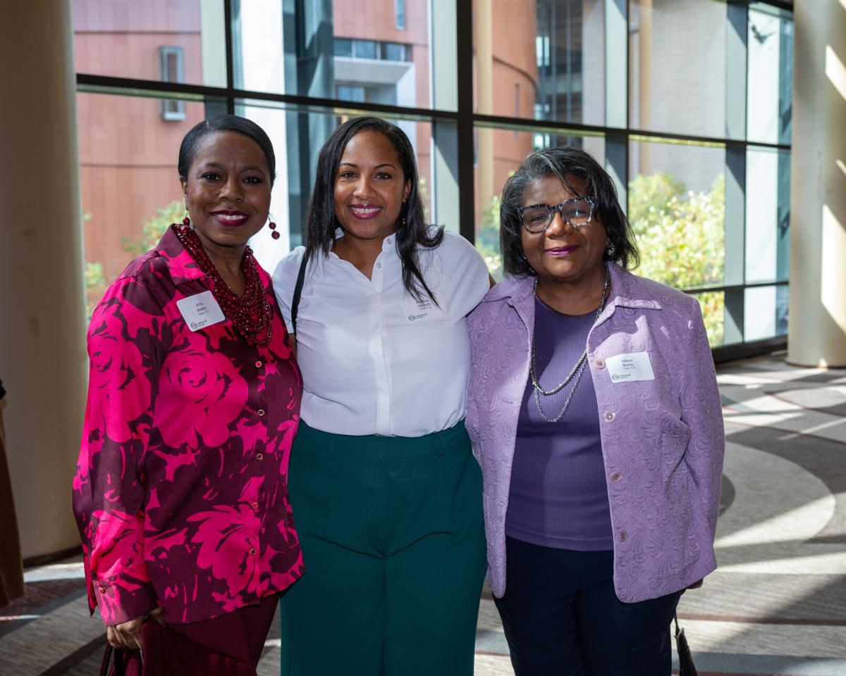 On the Circuit Renewal House Thanksgiving Events