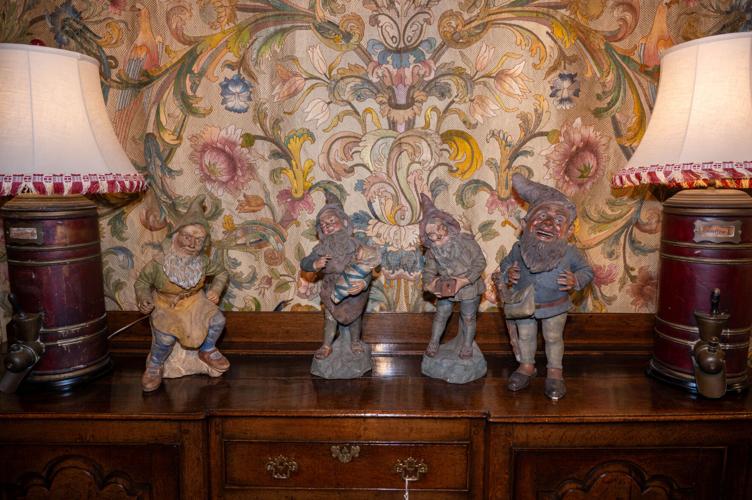 1.9.2025.AntiquesandGardenBourbon-8951.jpg