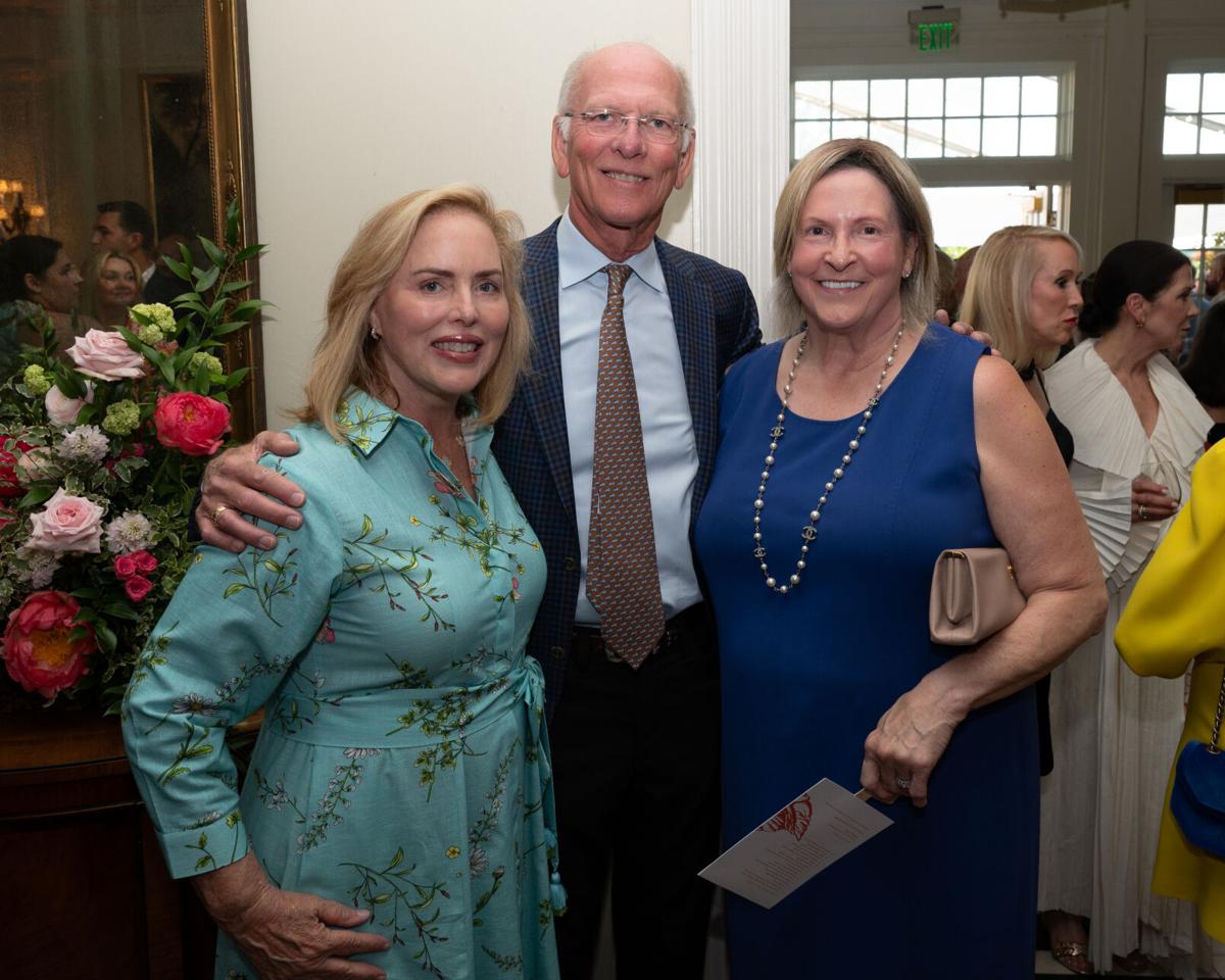 SwanAuctionParty-2048.jpg
