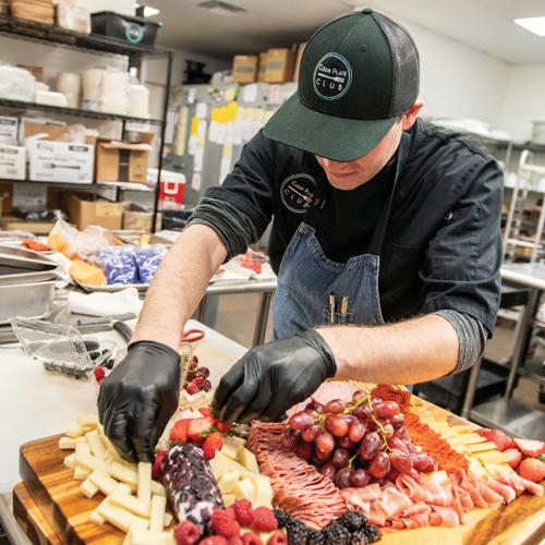 Caterer_2.jpg