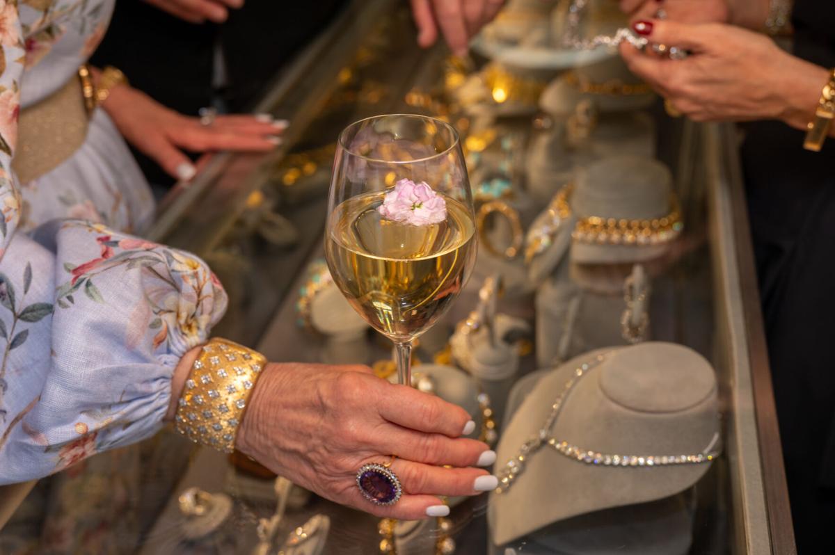 SwanJewerlyParty-4015.jpg