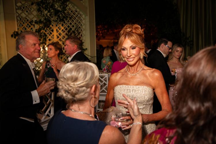 2026SwanBallCandids_Large-22.jpg