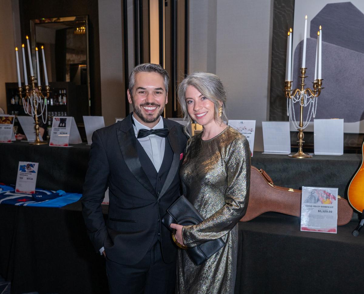 HeartGala-8860.jpg