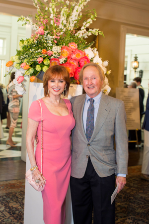 Swan Ball Auction Party: Up for Grabs