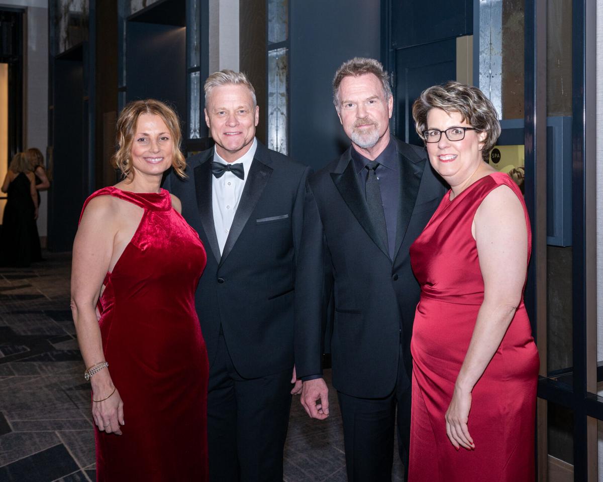 HeartGala-8858.jpg