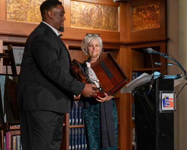 LibraryGala-1714.jpeg