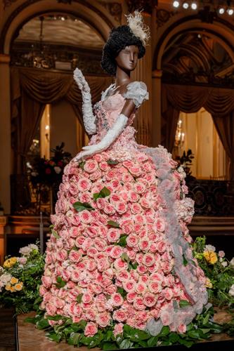 Peggy Scott mannequin by Polycarp Flowers
