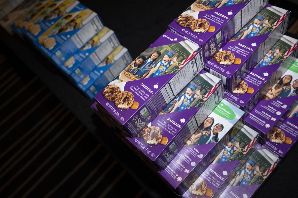 girlScoutLunch-3846.jpg