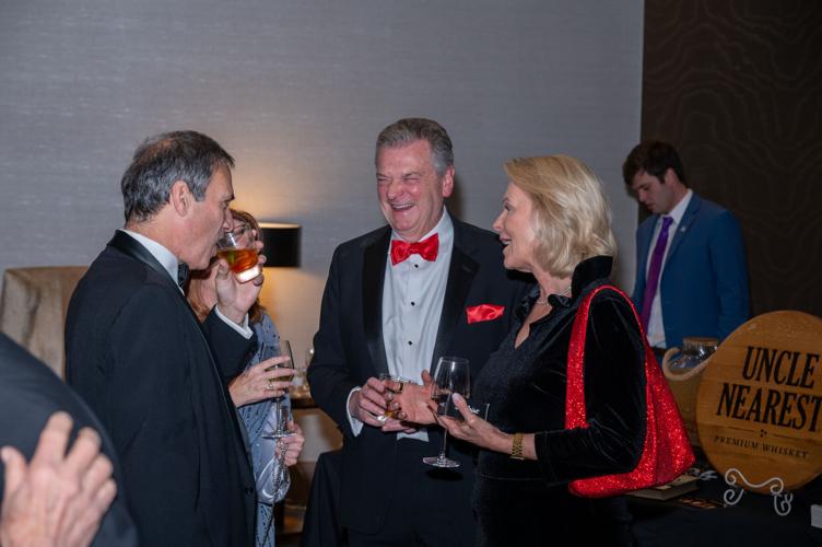 HeartGala-8910.jpg