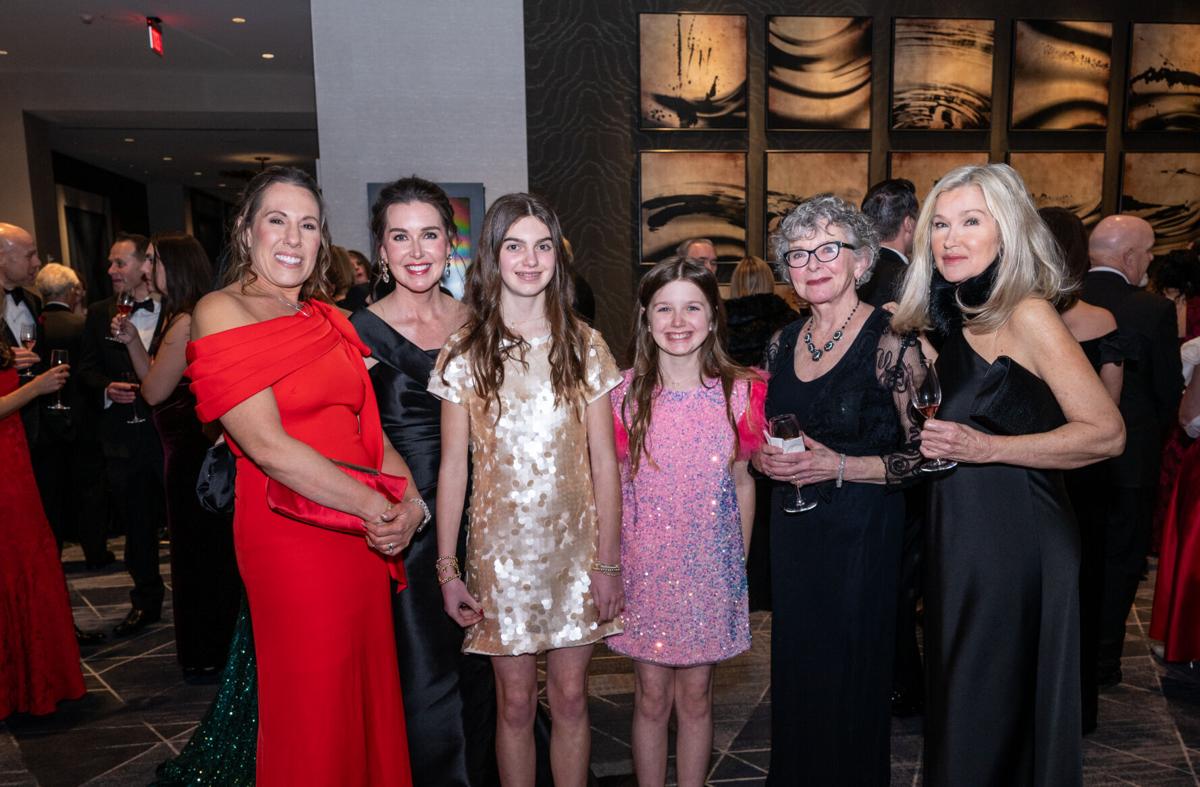 HeartGala-8904.jpg