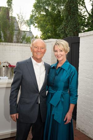 SwanBallAuctionParty-4241.jpg