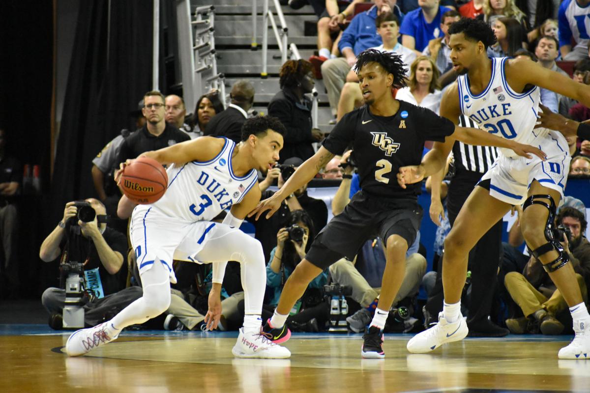 _Terrell Allen guarding