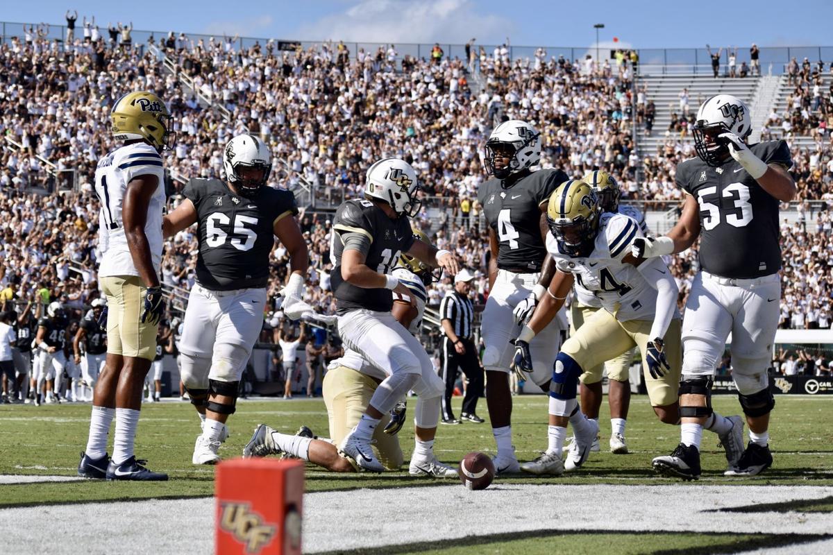 Photos Mckenzie Milton Shines As The Knights Defeat Pittsburgh