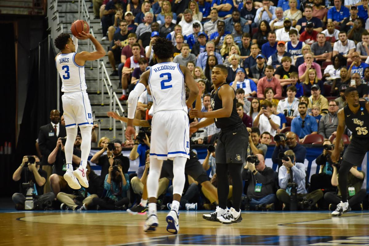 _Duke's Tre Jones shoots