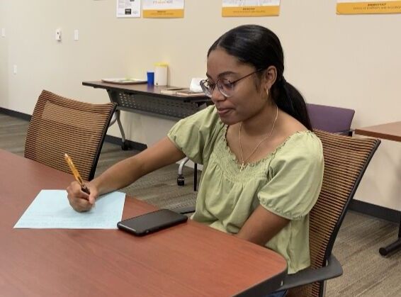 UCF students explore their identities through poetry in new workshop (THIS ONE)