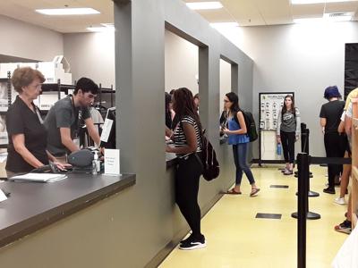 Ucf Breezeway Bookstore S New Design Streamlines Textbook