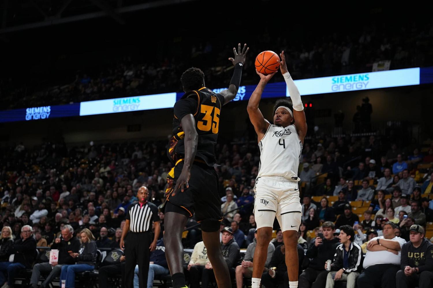 UCF stuns Arizona State in the game’s final minute with narrow 79-76 win
