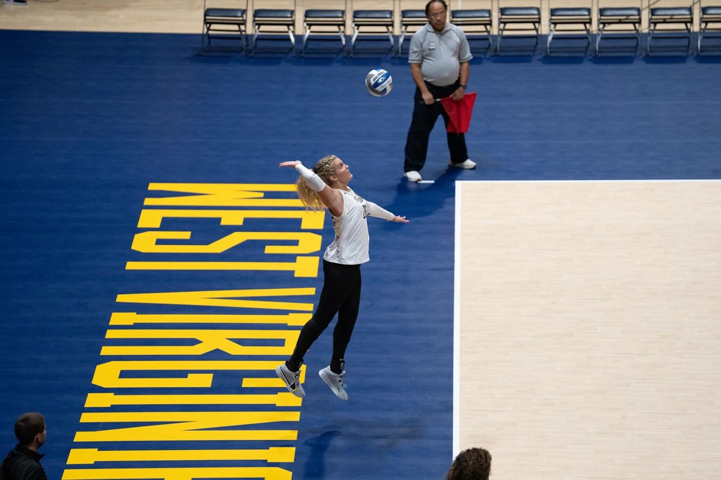 UCF volleyball crumbles to Mountaineers' elevated offense Sports