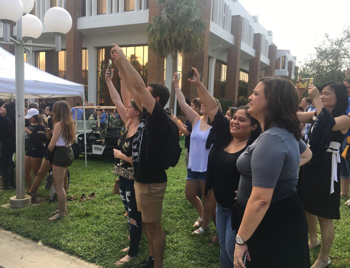Ucf Alumni Faculty And Staff Members Participate In Homecoming