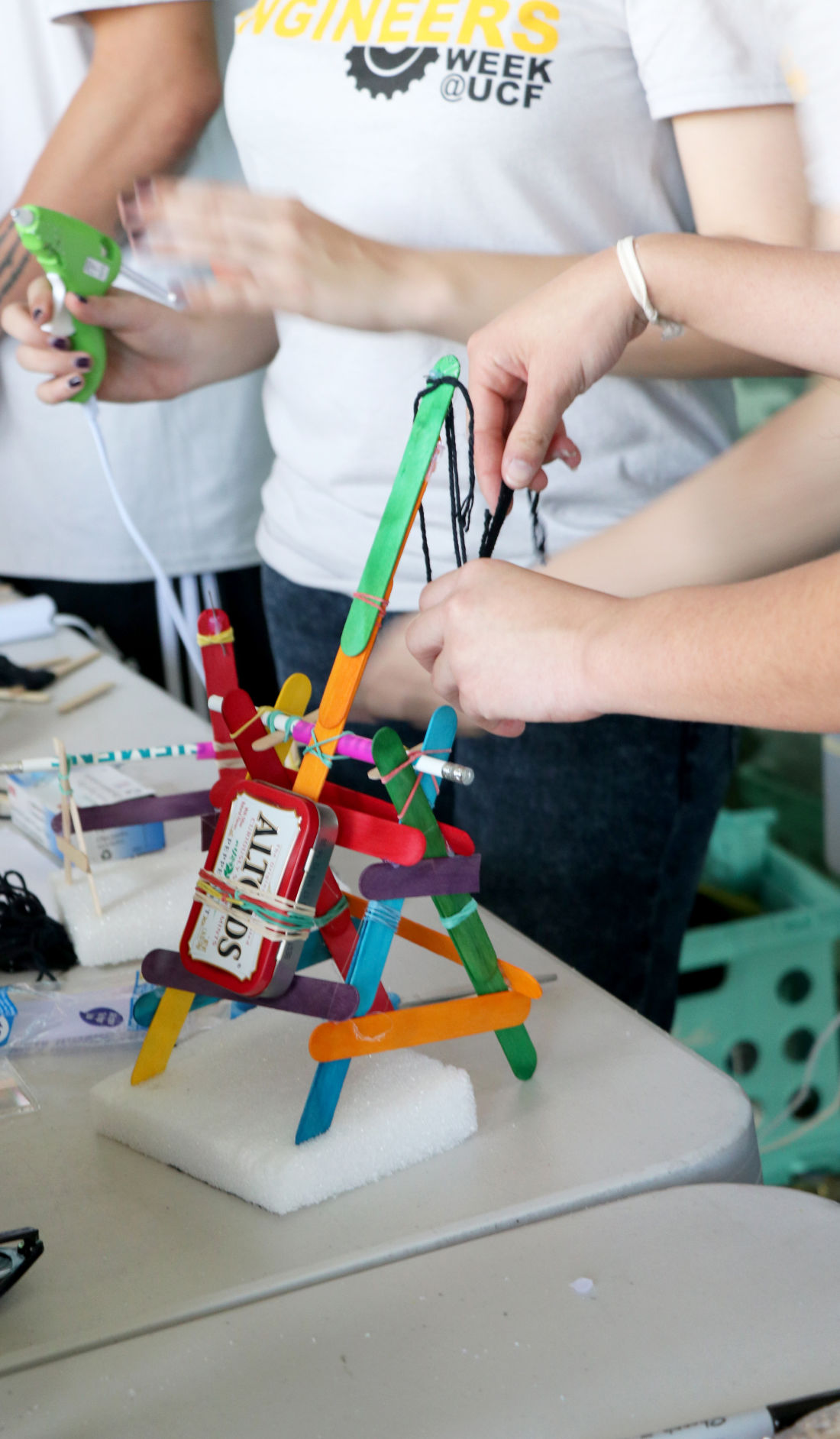 EngineersFair_TrebuchetBuilding3