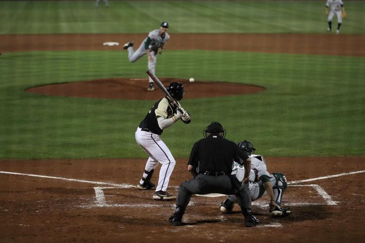 Photos: UCF baseball edges a 5-3 win over Stetson, <span  class=tnt-section-tag no-link>Multimedia</span>