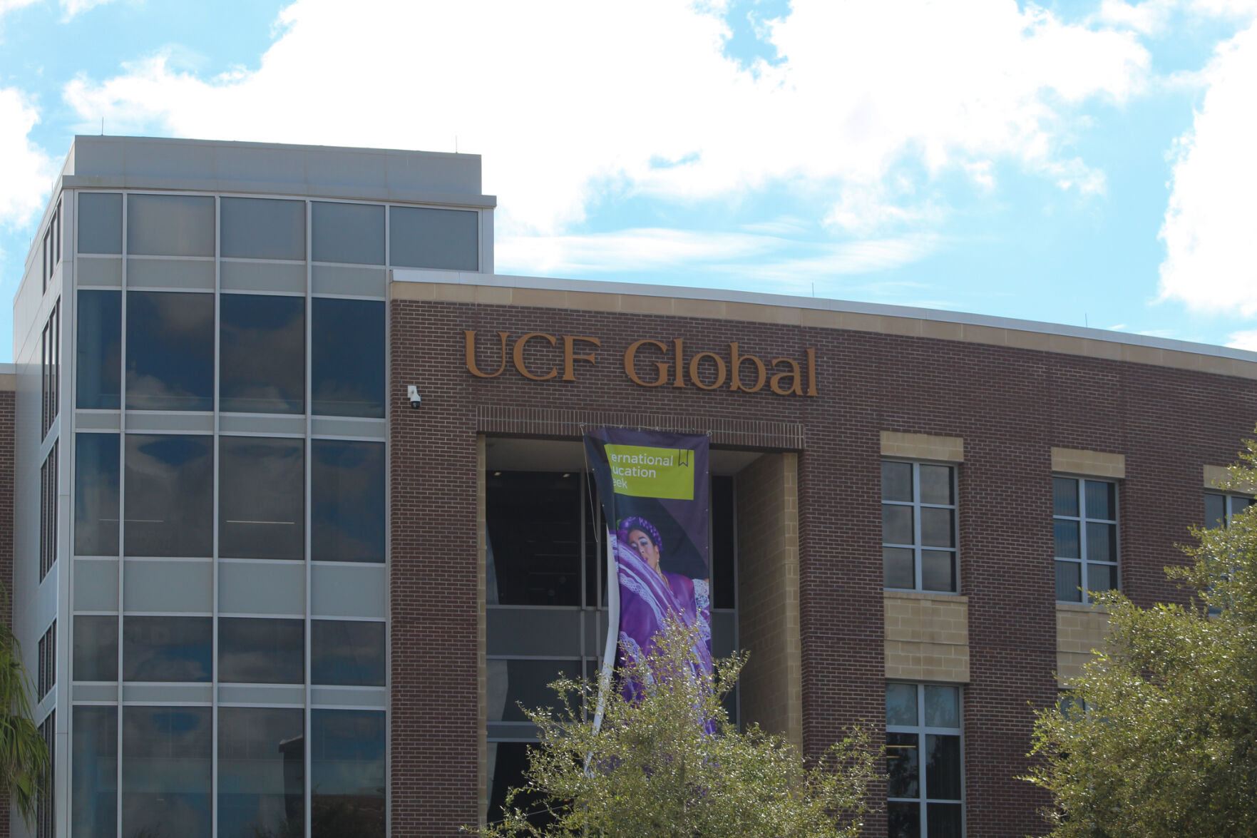 From “Olá” to “Hello”: New UCF Global program aims to help ...