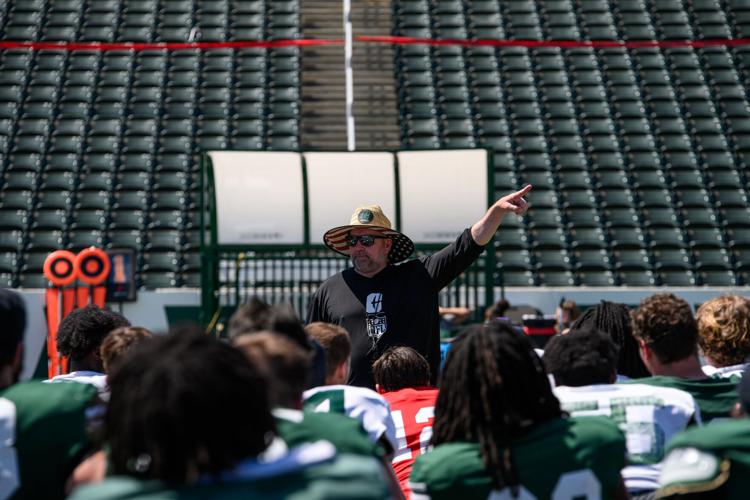 Q&A: A look into the upcoming Charlotte football season with Tim Albin ...