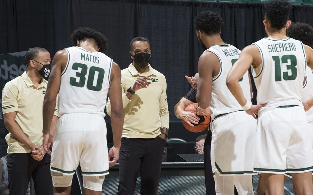 charlotte 49ers men's basketball players