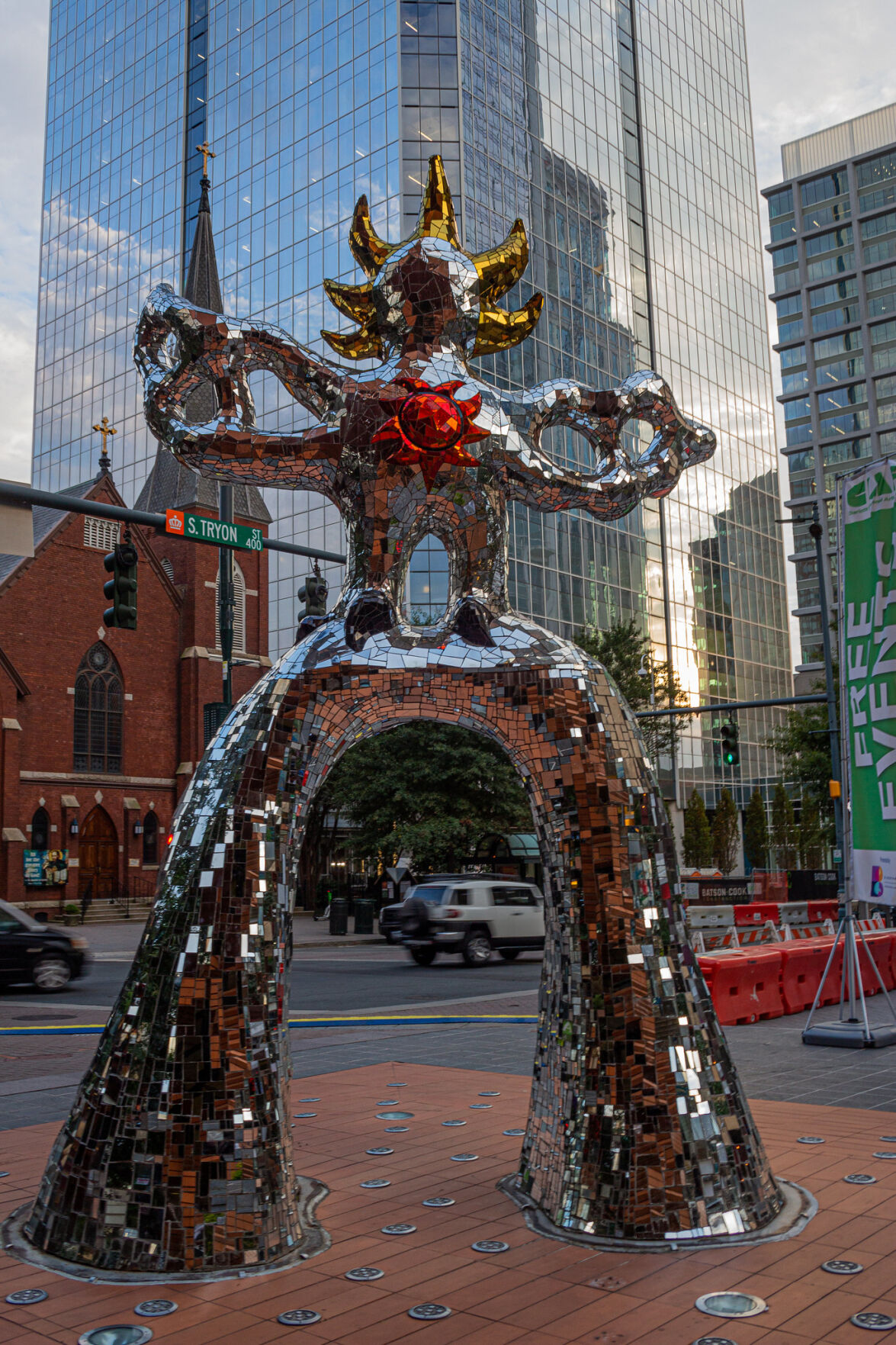 Made in CLT Brings Stream of Pop Up Public Art Installations to the Queen  City! Catch 'em while you can!