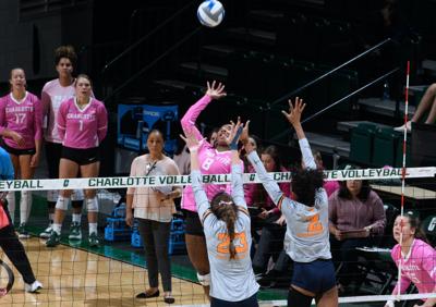 UTEP Dig Pink volleyball recap