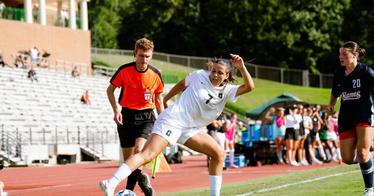 Charlotte Women’s soccer faces No. 13 Virginia on the road
