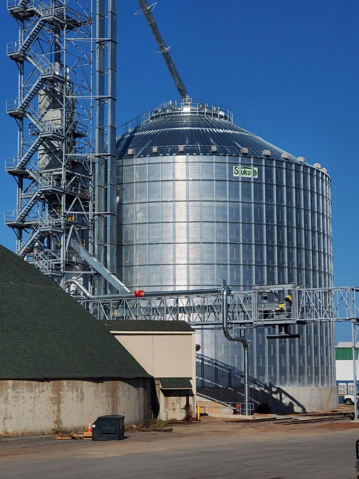 Port of Oswego opens grain export center dramatically cuts carbon footprint, greenhouse gas emissions