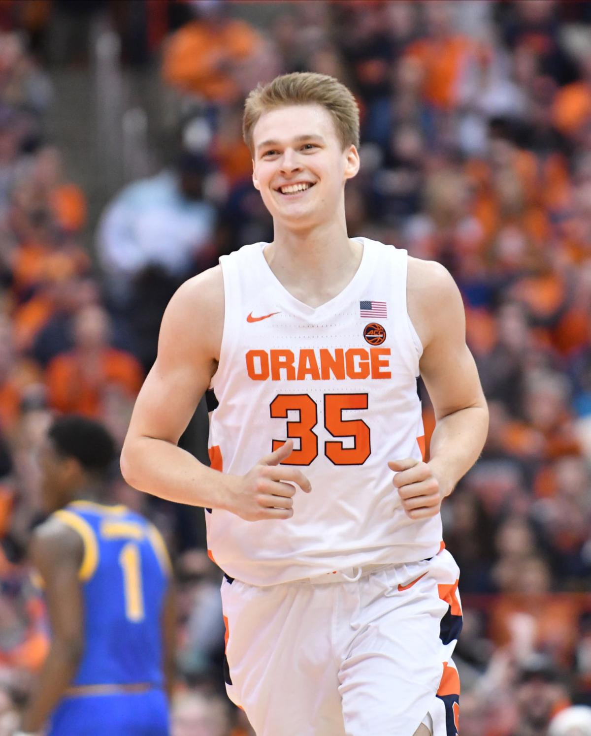 College Basketball Su S Buddy Boeheim Continues To Show