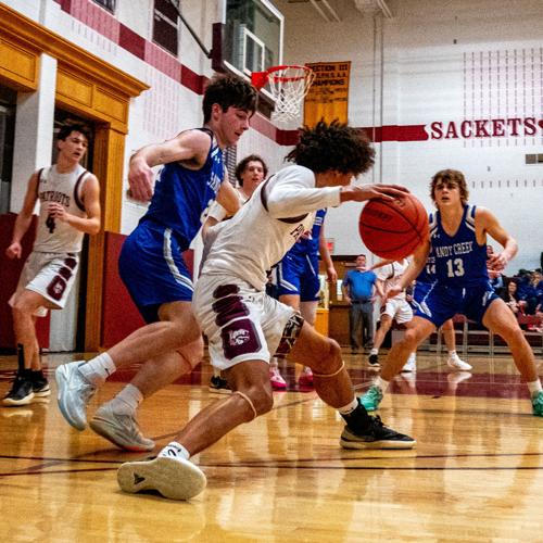 High school boys basketball Sackets Harbor outlasts Sandy Creek in
