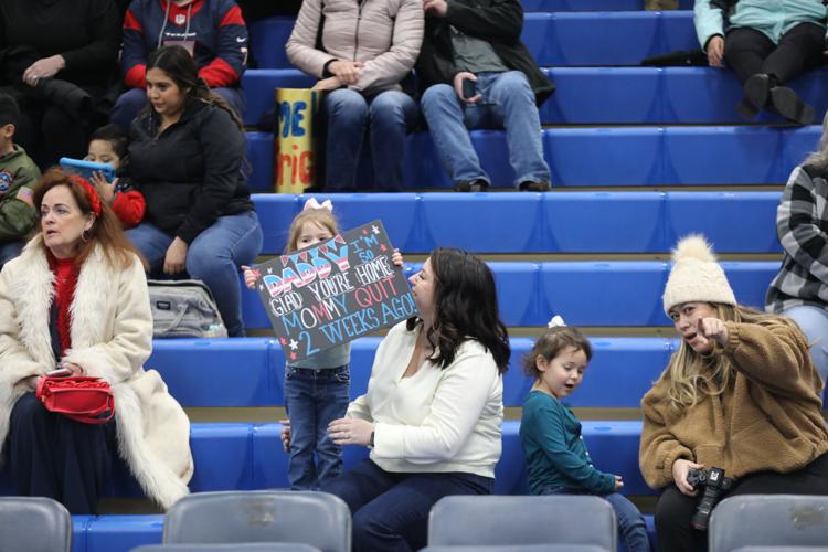 300 Fort Drum soldiers come home to packed Magrath Sports Complex