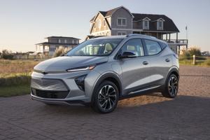Chevrolet expects ‘record’ Bolt sales this year after 2021 recall.
