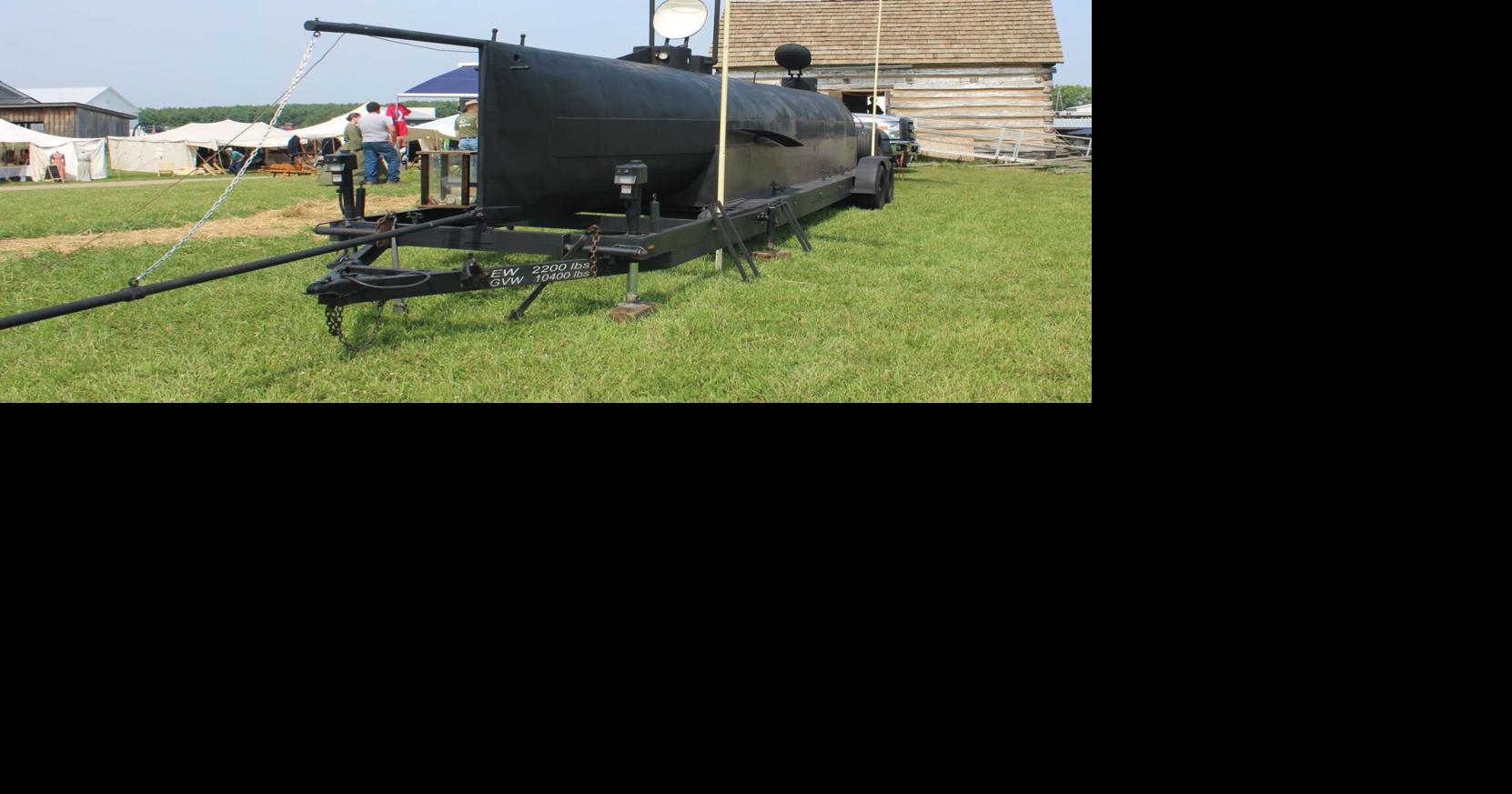 Confederate submarine replica attracts interest at Civil War Weekend