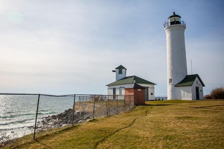 How It Works - TIBBETTS POINT LIGHTHOUSE HISTORICAL SOCIETY