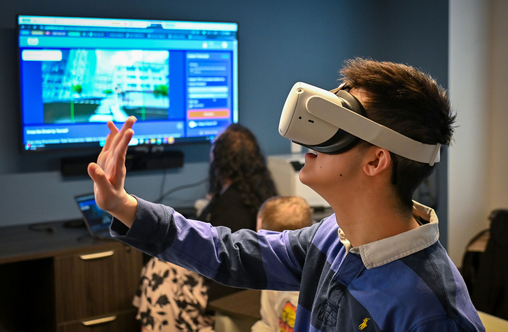 How virtual reality is helping people with autism and Down syndrome ...