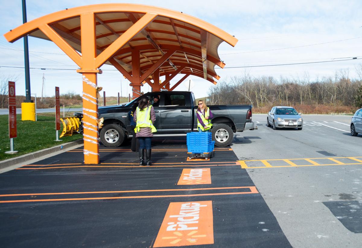 Walmart rolling out curbside pickup service | News ...