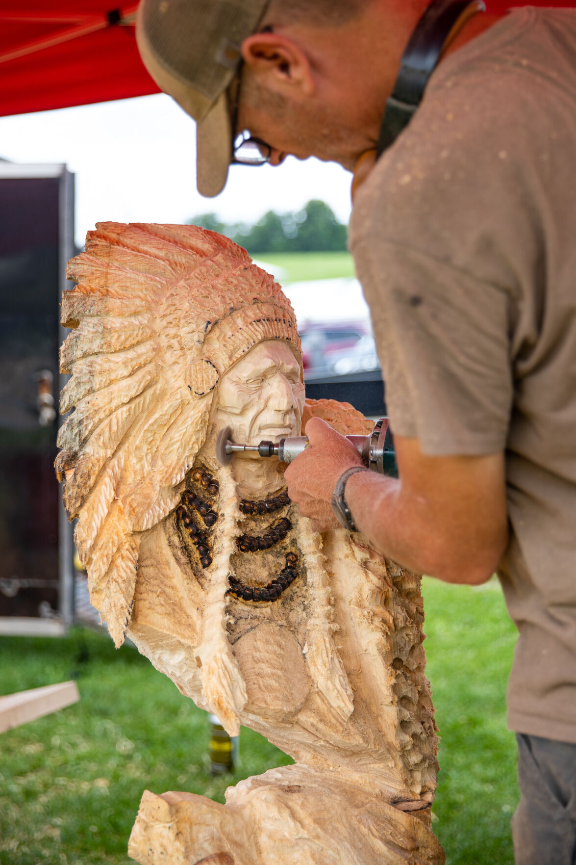 PHOTOS Wood carvers show off their craft Arts and Entertainment