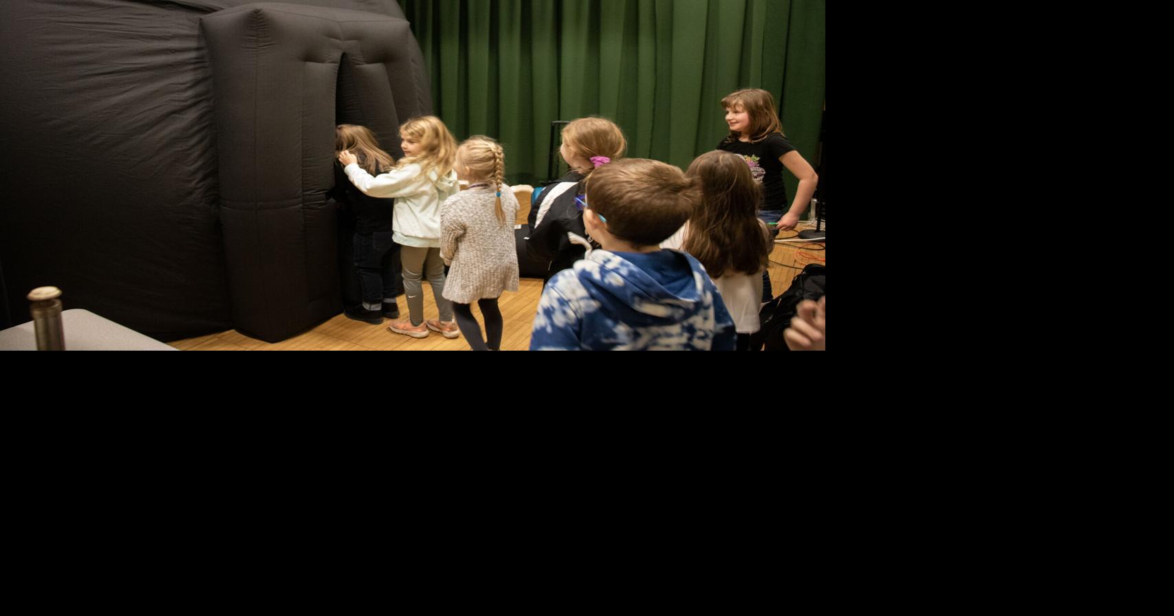 Fulton students seeing stars with in-house planetarium visits ...